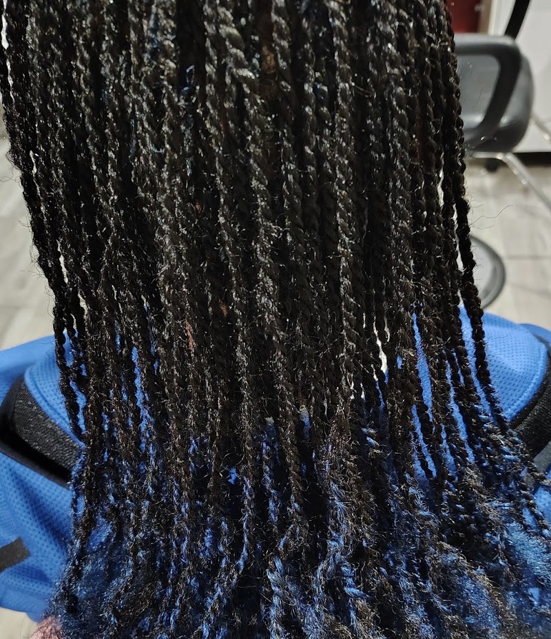 Upscale Hair Braiding And Beauty Salon, beauty salon in Camden, NJ, photo 6 of 6